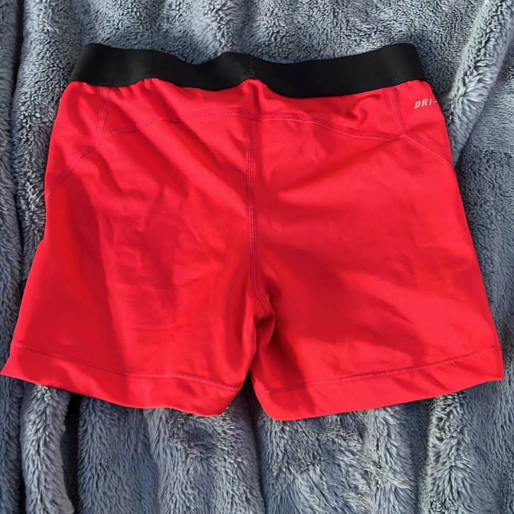 red nike pros - Picture 2 of 3